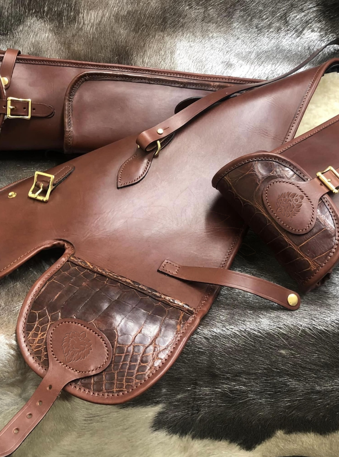 Roar Leather country-sports leather goods